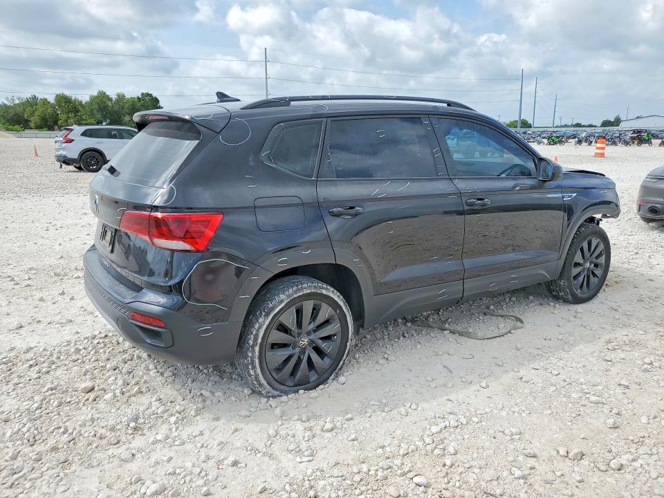 49704216 :رقم المزاد ، 3VV5X7B29RM108203 vin ، 2024 Volkswagen Taos مزاد بيع