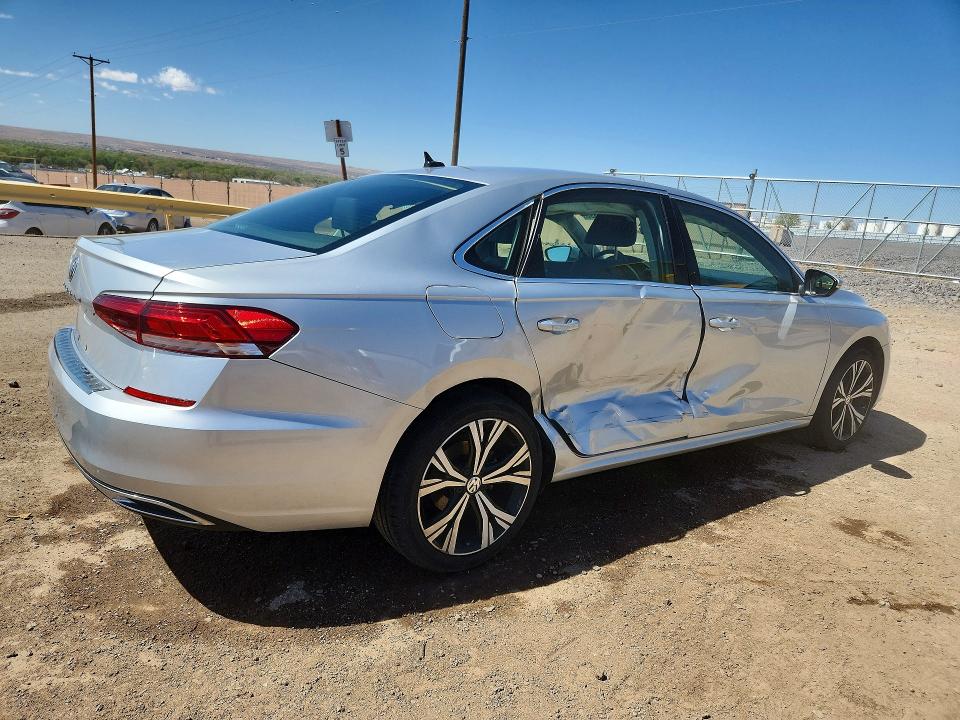 48834896 :رقم المزاد ، 1VWSA7A38MC010364 vin ، 2021 Volkswagen Passat مزاد بيع