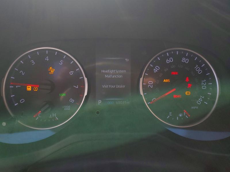 46922156 :رقم المزاد ، 2T3P1RFV9MC151358 vin ، 2021 Toyota Rav4 مزاد بيع