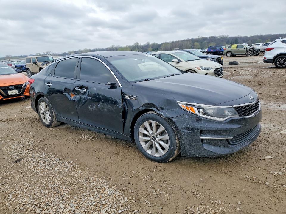 2016 Kia Optima მანქანა იყიდება აუქციონზე, vin: 5XXGT4L34GG020652, აუქციონის ნომერი: 49743156