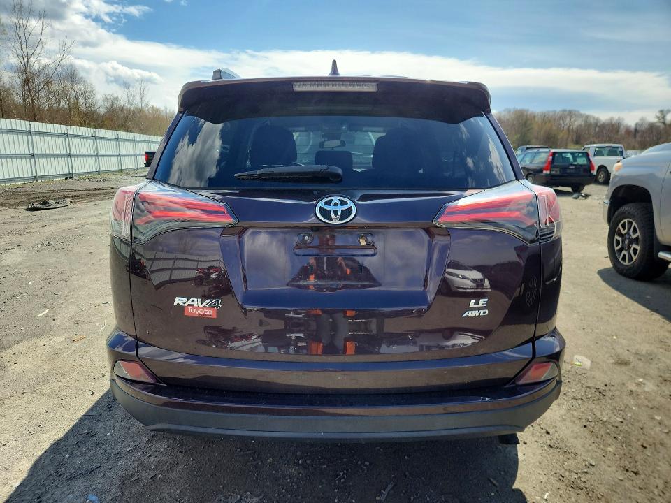 48573436 :رقم المزاد ، 2T3BFREV0JW787142 vin ، 2018 Toyota Rav4 مزاد بيع