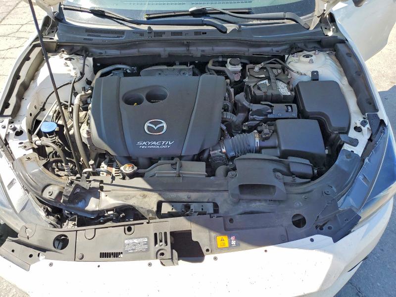 50322756 :رقم المزاد ، 3MZBN1W33JM264925 vin ، 2018 Mazda 3 مزاد بيع