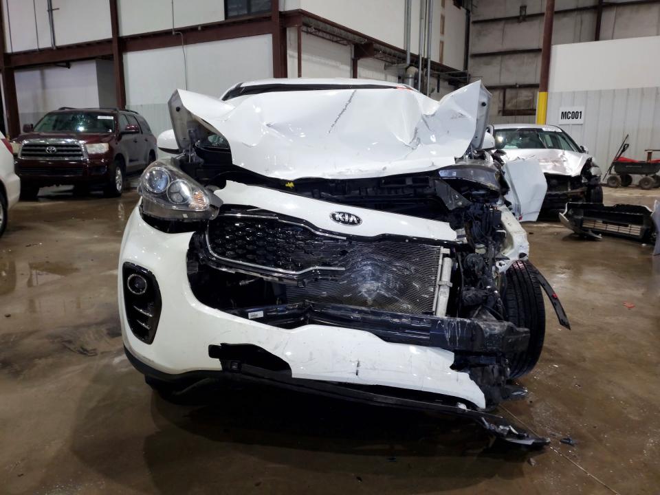 Продаж на аукціоні авто 2017 Kia Sportage, vin: KNDPMCAC1H7242828, номер лоту: 48232746