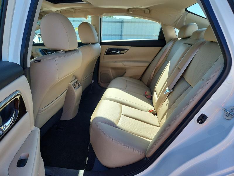 Продажа на аукционе авто 2015 Nissan Altima, vin: 1N4AL3AP3FC568345, номер лота: 51807556