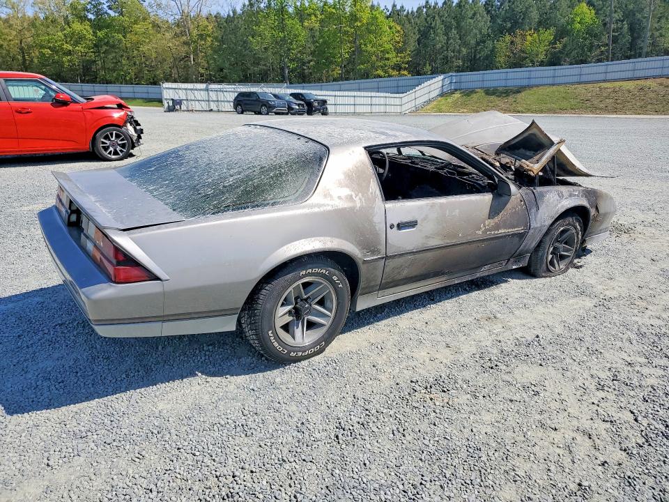 1983 Chev Camaro მანქანა იყიდება აუქციონზე, vin: 1G1AP87S3DN158856, აუქციონის ნომერი: 49470296
