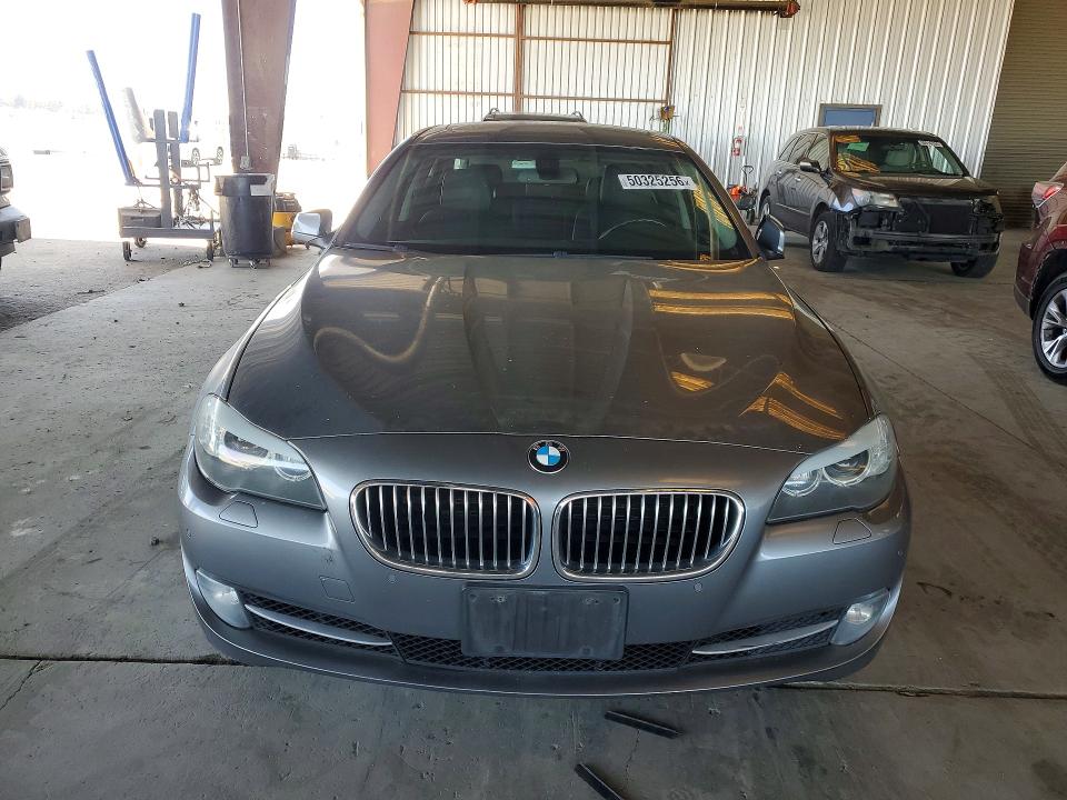 50325256 :رقم المزاد ، WBAFU7C56BC778512 vin ، 2011 Bmw 535 مزاد بيع