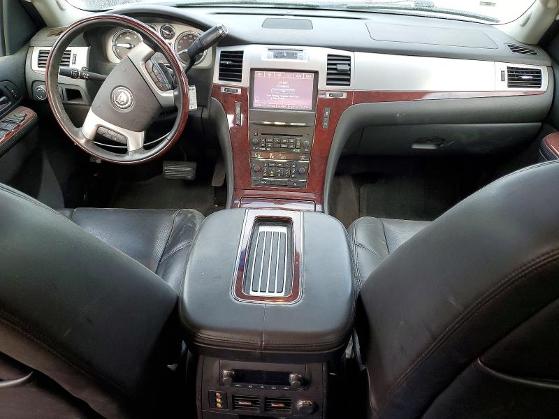 48906606 :رقم المزاد ، 3GYT4NEF4DG370195 vin ، 2013 Cadillac Escalade مزاد بيع