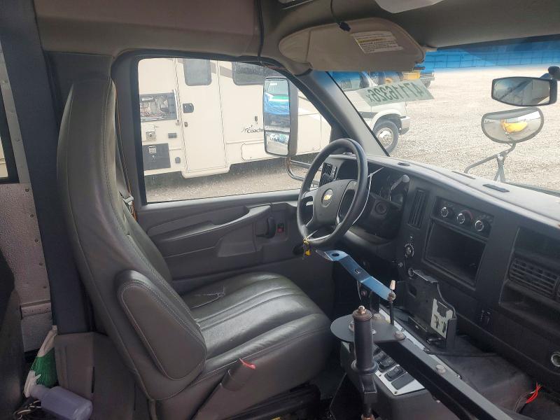 47116326 :رقم المزاد ، 1GB3G3BL9C1186979 vin ، 2012 Collins Bantam G3500 مزاد بيع
