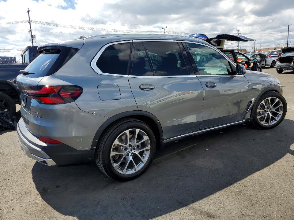 48191806 :رقم المزاد ، 5UX13EU06S9Y91024 vin ، 2025 Bmw X5 مزاد بيع