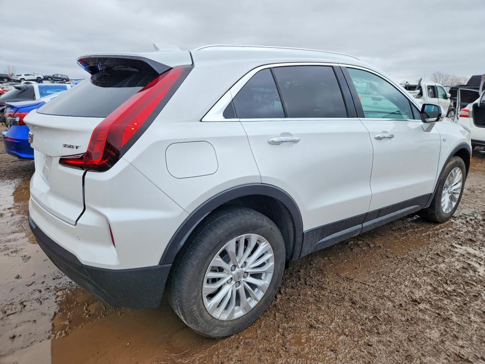 2024 Cadillac Xt4 მანქანა იყიდება აუქციონზე, vin: 1GYFZBR49RF143275, აუქციონის ნომერი: 48453536