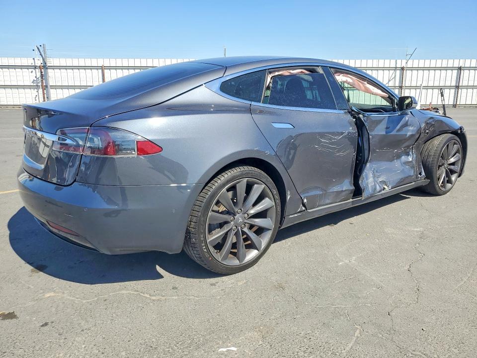 Auction sale of the 2017 Tesla Model S, vin: 5YJSA1E29HF184406, lot number: 49073966