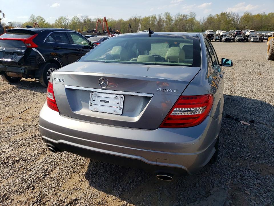 2012 Mercedes-benz C მანქანა იყიდება აუქციონზე, vin: WDDGF8BB3CF908816, აუქციონის ნომერი: 49944056