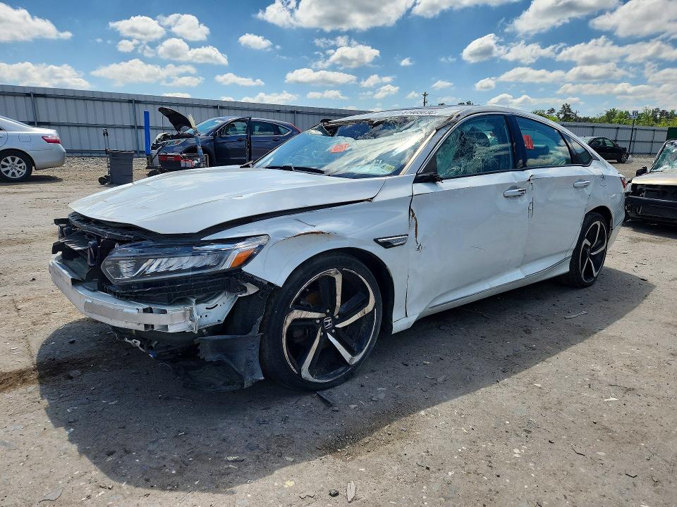 51405036 :رقم المزاد ، 1HGCV1F56JA042175 vin ، 2018 Honda Accord مزاد بيع