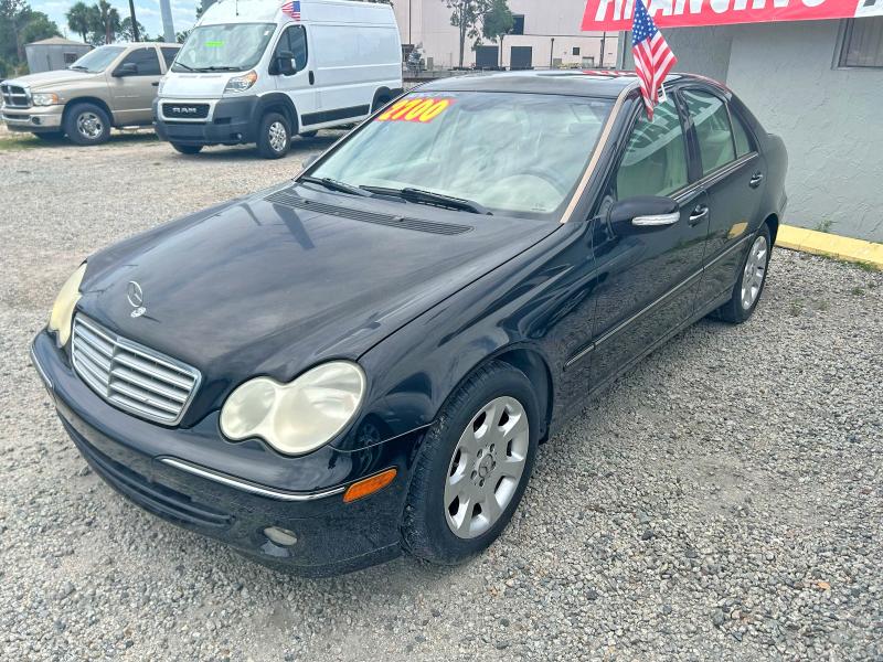 52238096 :رقم المزاد ، WDBRF61J45A656685 vin ، 2005 Mercedes-benz C مزاد بيع