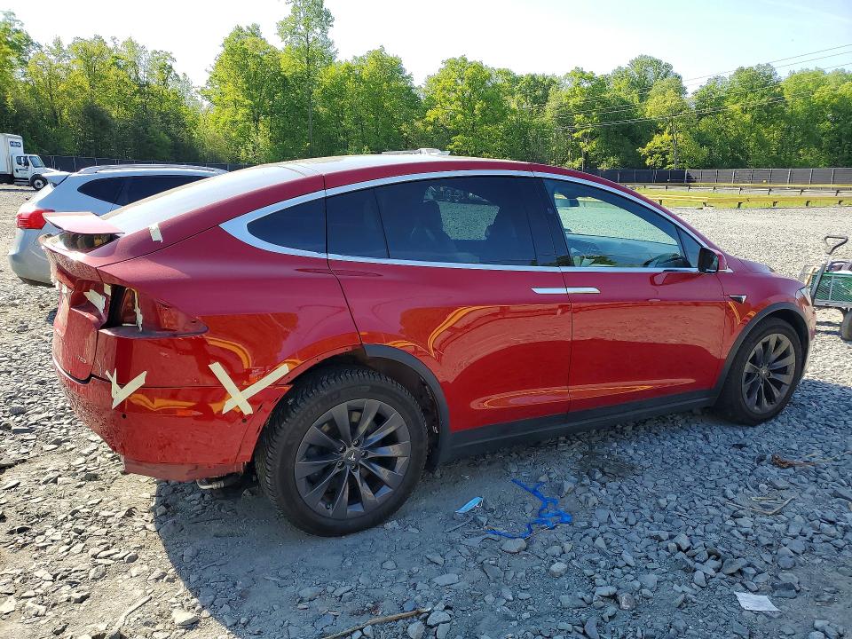 50899406 :رقم المزاد ، 5YJXCAE20JF127355 vin ، 2018 Tesla Model X مزاد بيع