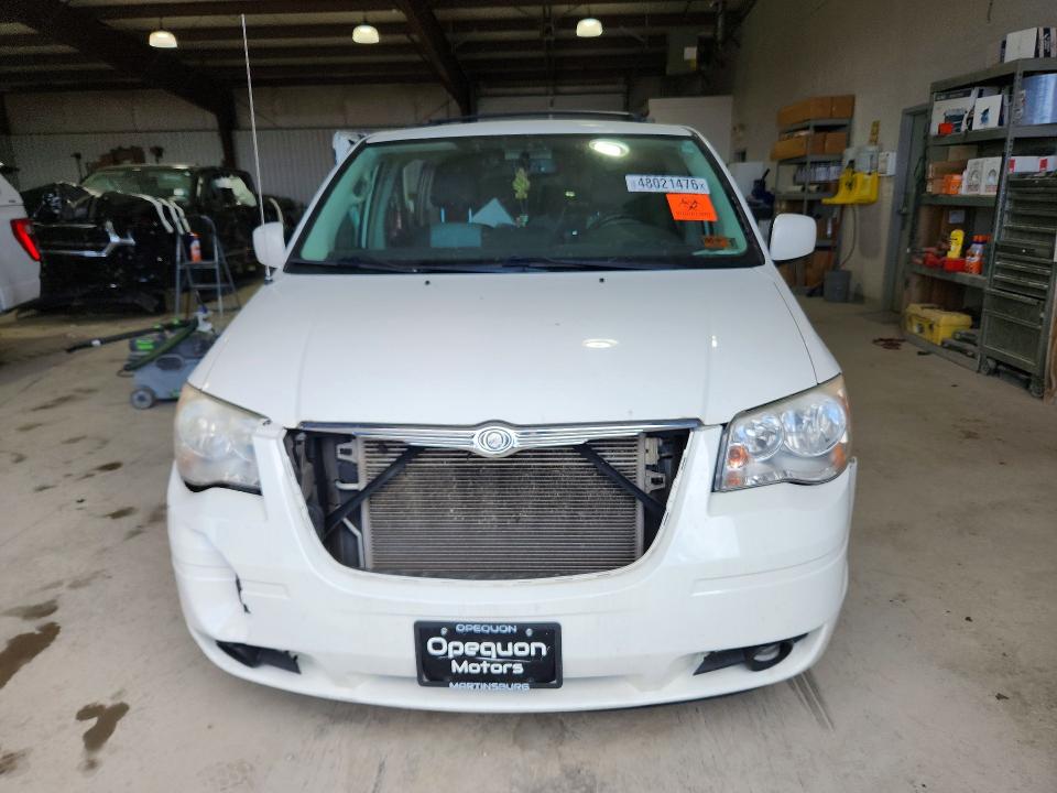 Продажа на аукционе авто 2010 Chrysler Town & Country, vin: 2A4RR8D11AR422472, номер лота: 48021476