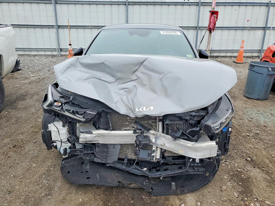 51262836 :رقم المزاد ، 5XXG64J29NG109082 vin ، 2022 Kia K5 مزاد بيع