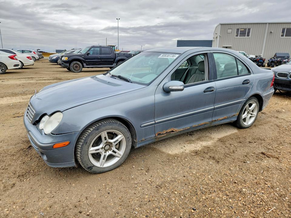 50830736 :رقم المزاد ، WDBRF40J35F591580 vin ، 2005 Mercedes Benz C مزاد بيع