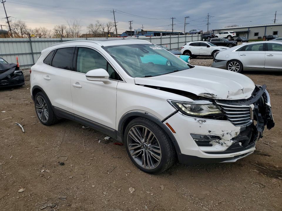 49163116 :رقم المزاد ، 5LMTJ2AH4FUJ46096 vin ، 2015 Lincoln Townhouse Mkc مزاد بيع