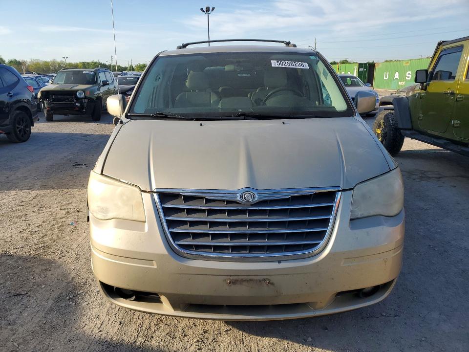 2010 Chrysler Town & Country მანქანა იყიდება აუქციონზე, vin: 2A4RR8DX9AR321538, აუქციონის ნომერი: 50286236