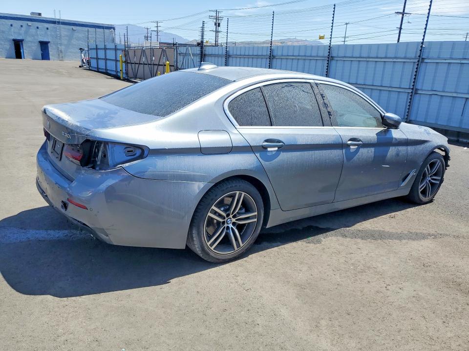 51199346 :رقم المزاد ، WBA53BH0XNWX57986 vin ، 2022 Bmw 530 مزاد بيع