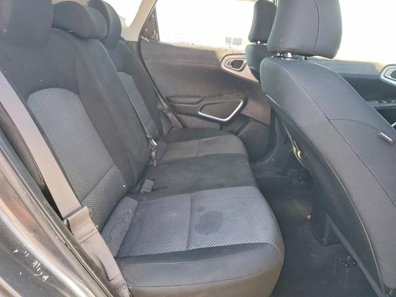 2022 Kia Soul მანქანა იყიდება აუქციონზე, vin: KNDJ23AU9N7822683, აუქციონის ნომერი: 49419766
