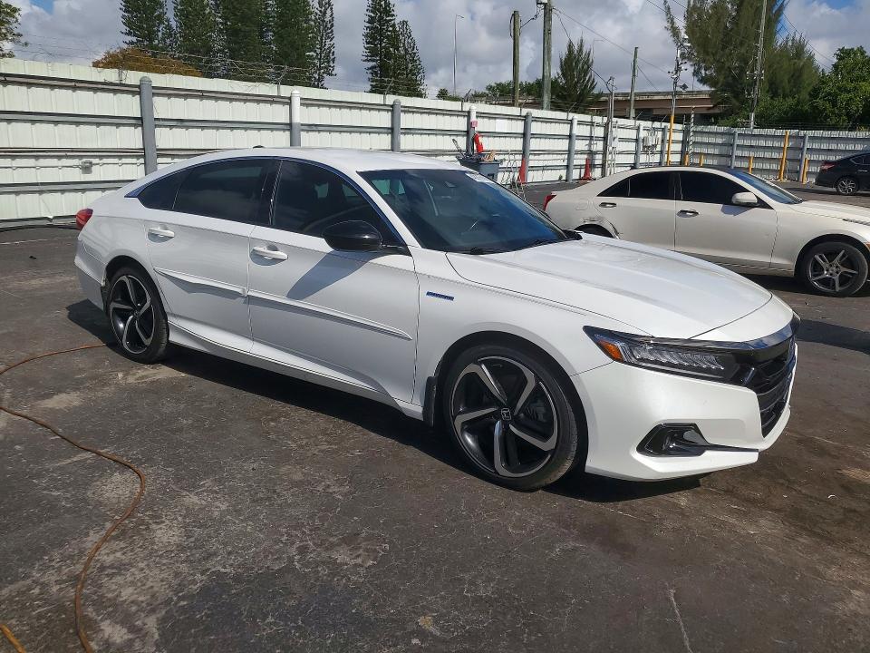 Продажа на аукционе авто 2022 Honda Accord, vin: 1HGCV3F2XNA041005, номер лота: 48866696
