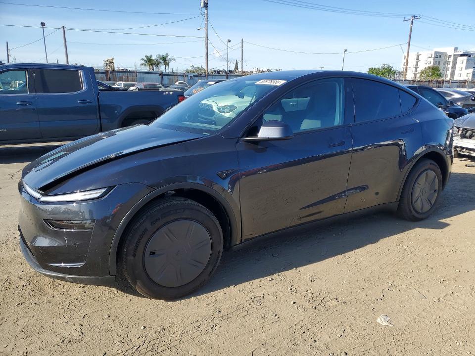 50976586 :رقم المزاد ، 7SAYGDED2TA586059 vin ، 2026 Tesla Model Y مزاد بيع