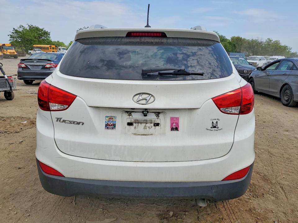 2014 Hyundai Tucson მანქანა იყიდება აუქციონზე, vin: KM8JU3AG4EU831115, აუქციონის ნომერი: 51404086