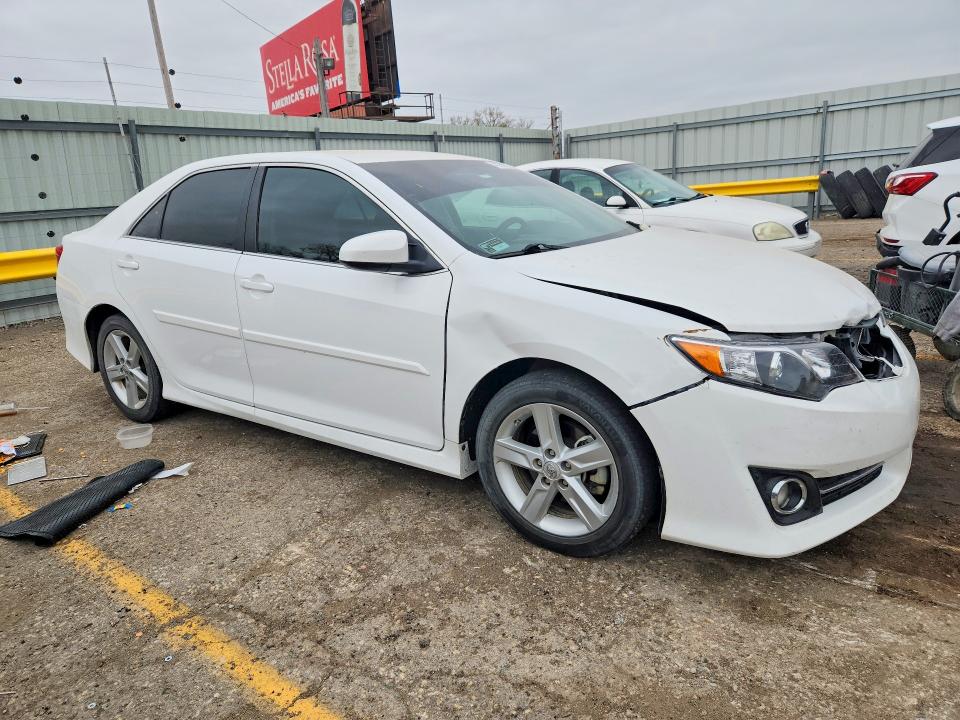 48355226 :رقم المزاد ، 4T1BF1FK4CU194918 vin ، 2012 Toyota Camry مزاد بيع