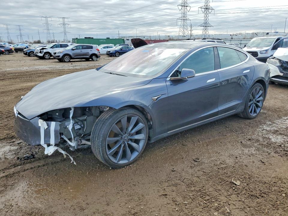 Продаж на аукціоні авто 2018 Tesla Model S, vin: 5YJSA1E26JF243496, номер лоту: 47661276