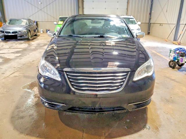 Auction sale of the 2011 Chrysler 200, vin: 1C3BC1FB9BN585962, lot number: 49960216