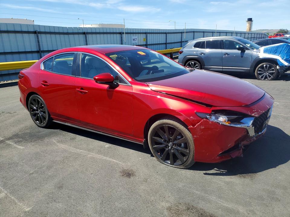 Продаж на аукціоні авто 2025 Mazda 3, vin: JM1BPACM1S1760945, номер лоту: 50479906