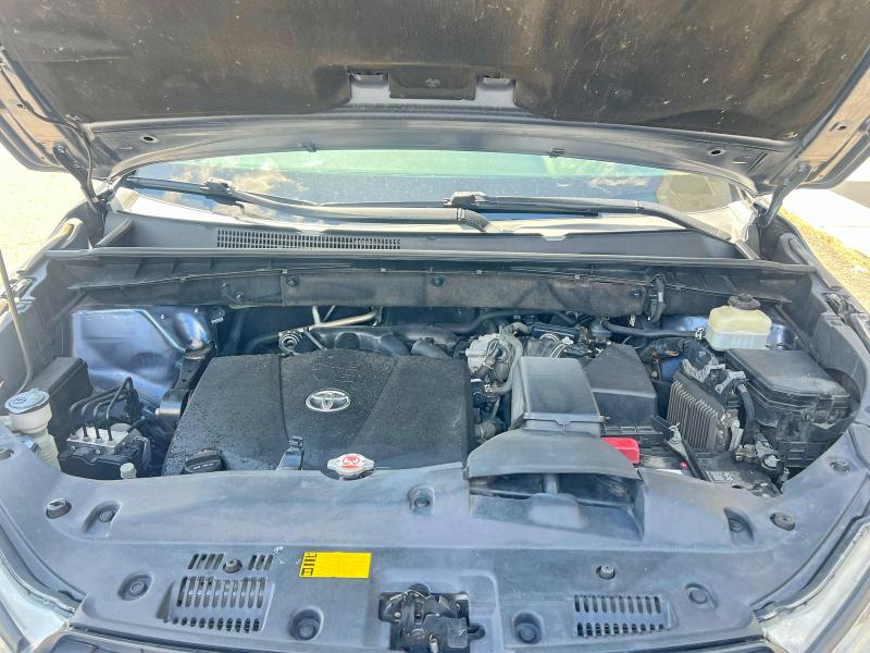 2018 Toyota Highlander მანქანა იყიდება აუქციონზე, vin: 5TDJZRFH5JS862429, აუქციონის ნომერი: 51825306