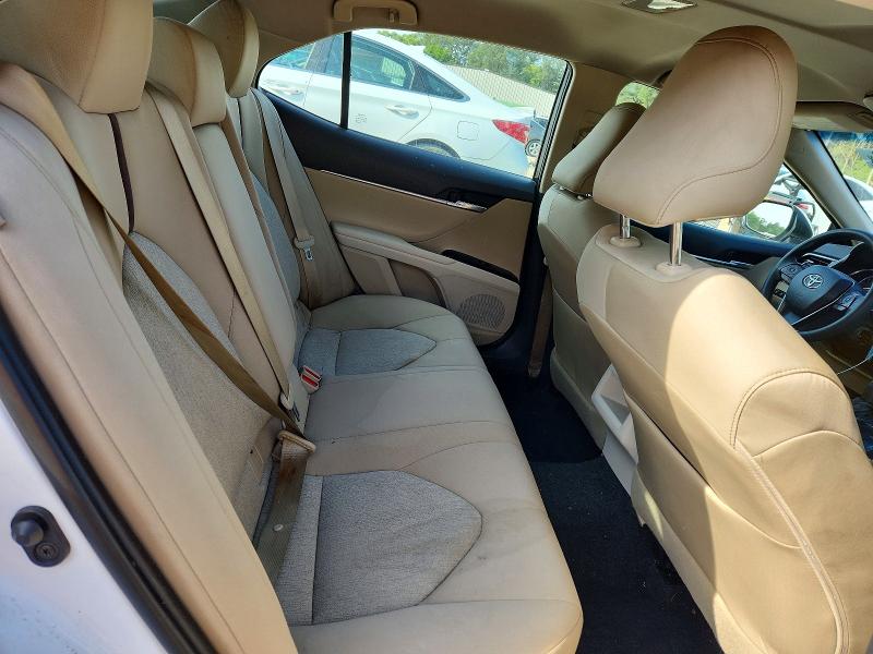 Продаж на аукціоні авто 2018 Toyota Camry, vin: 4T1B11HK4JU033140, номер лоту: 51649586