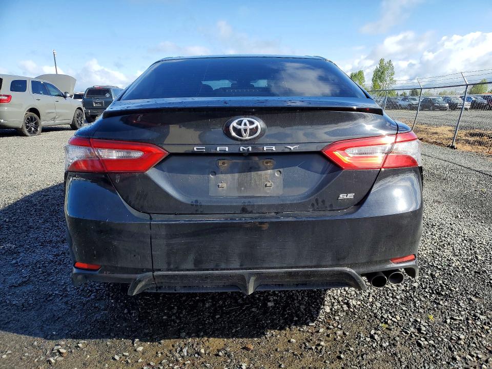 Aukcja sprzedaży 2018 Toyota Camry, vin: JTNB11HK4J3005764, numer aukcji: 49915936
