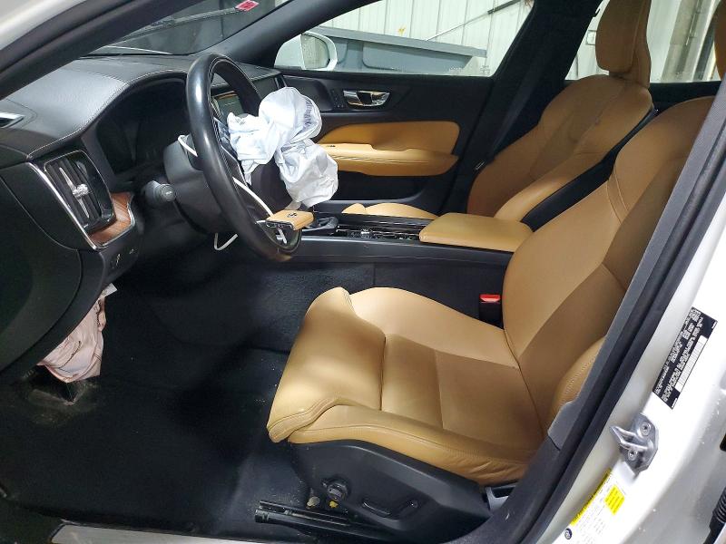 49001086 :رقم المزاد ، 7JRA22TL9KG015365 vin ، 2019 Volvo S60 مزاد بيع