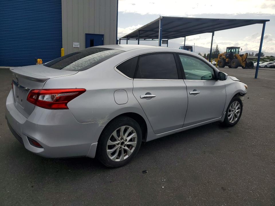 Продажа на аукционе авто 2017 Nissan Sentra, vin: 3N1AB7APXHY359640, номер лота: 50469046