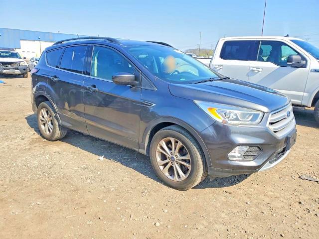 2018 Ford Escape მანქანა იყიდება აუქციონზე, vin: 1FMCU9HD3JUA33738, აუქციონის ნომერი: 51130596