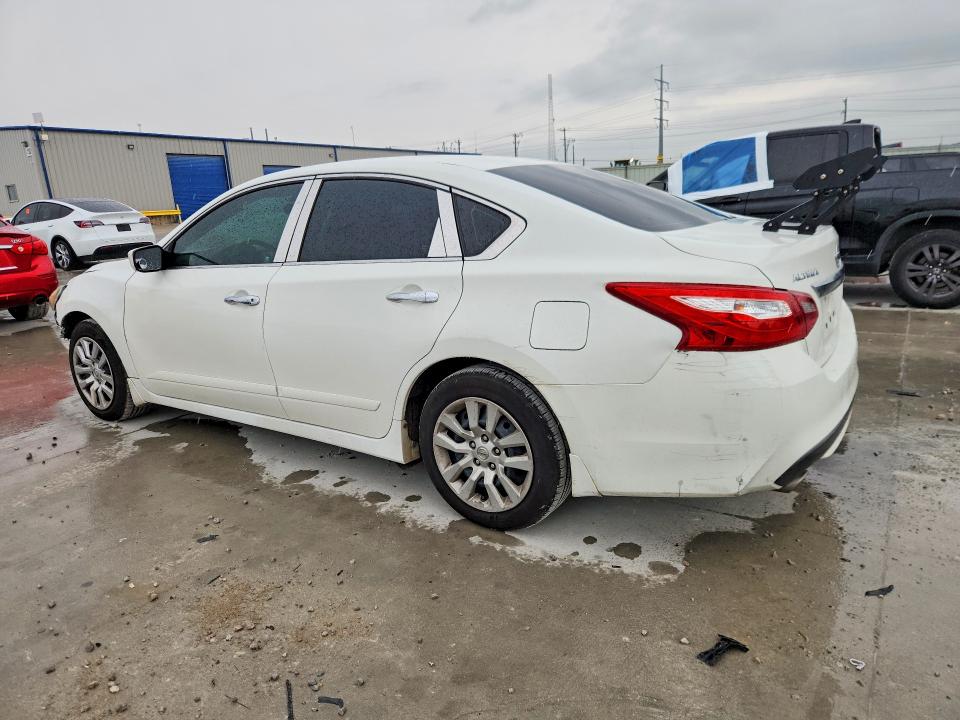 48546296 :رقم المزاد ، 1N4AL3AP8JC229895 vin ، 2018 Nissan Altima مزاد بيع