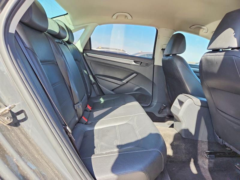 50162156 :رقم المزاد ، 1VWAA7A37JC028961 vin ، 2018 Volkswagen Passat مزاد بيع