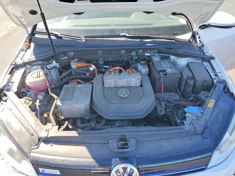 48443836 :رقم المزاد ، WVWKP7AU7FW905064 vin ، 2015 Volkswagen E-golf مزاد بيع