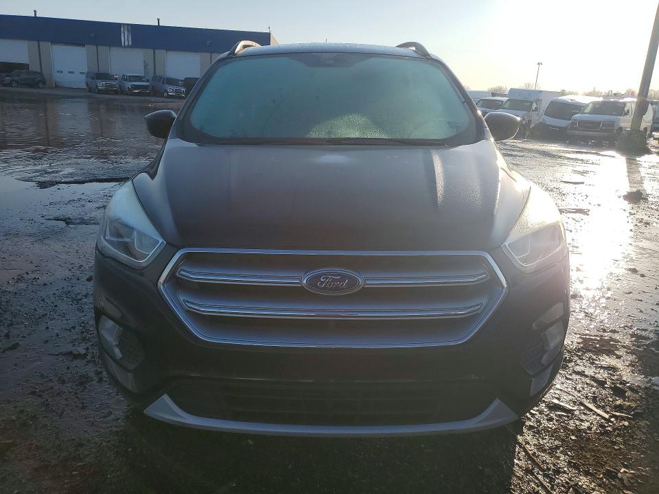 Продажа на аукционе авто 2017 Ford Escape, vin: 1FMCU9G95HUE14708, номер лота: 50575616