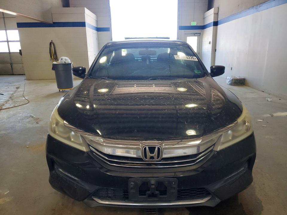2016 Honda Accord მანქანა იყიდება აუქციონზე, vin: 1HGCR2F58GA114917, აუქციონის ნომერი: 50236226