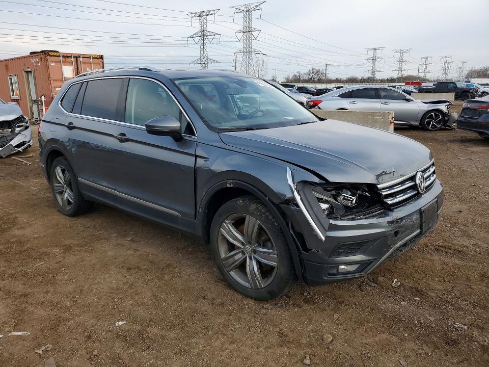 Продажа на аукционе авто 2018 Volkswagen Tiguan, vin: 3VV4B7AX3JM187685, номер лота: 48808686