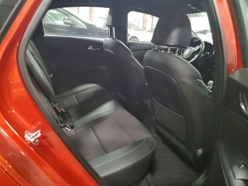 2020 Kia Forte მანქანა იყიდება აუქციონზე, vin: 3KPF34ADXLE220140, აუქციონის ნომერი: 50558926