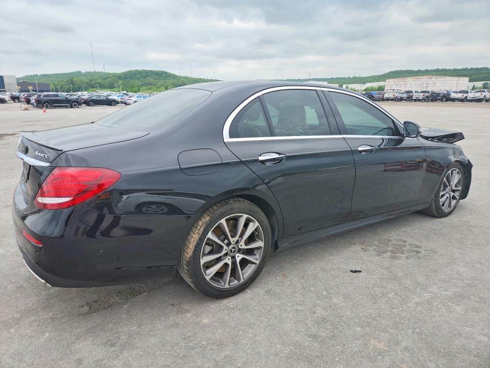 49834106 :رقم المزاد ، W1KZF6JB5LA773124 vin ، 2020 Mercedes-benz E مزاد بيع