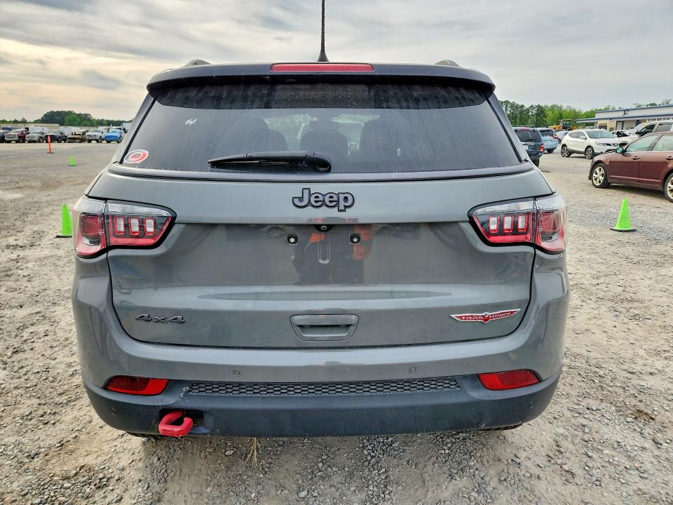 49239476 :رقم المزاد ، 3C4NJDDB3LT222254 vin ، 2020 Jeep Compass مزاد بيع