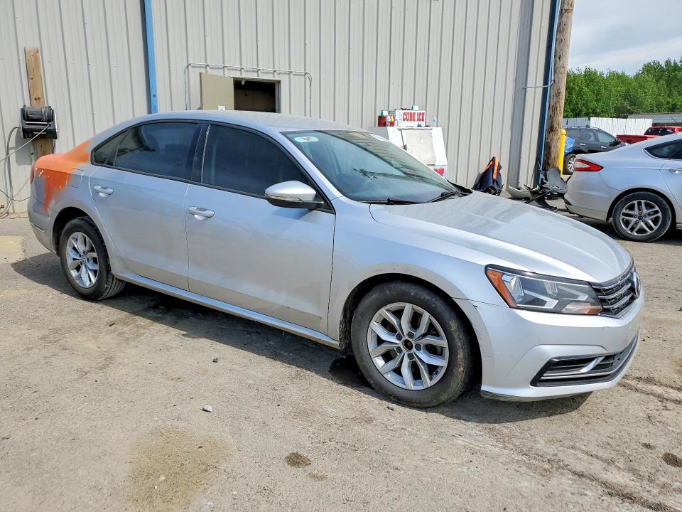 2018 Volkswagen Passat მანქანა იყიდება აუქციონზე, vin: 1VWAA7A38JC002045, აუქციონის ნომერი: 50458636