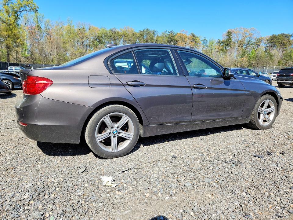 2015 Bmw 328 მანქანა იყიდება აუქციონზე, vin: WBA3B5G56FNS17468, აუქციონის ნომერი: 49289356